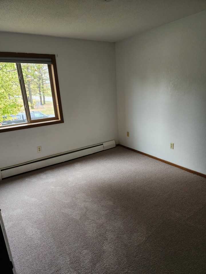 407 E Gilman St #102 - Photo 2 of 5