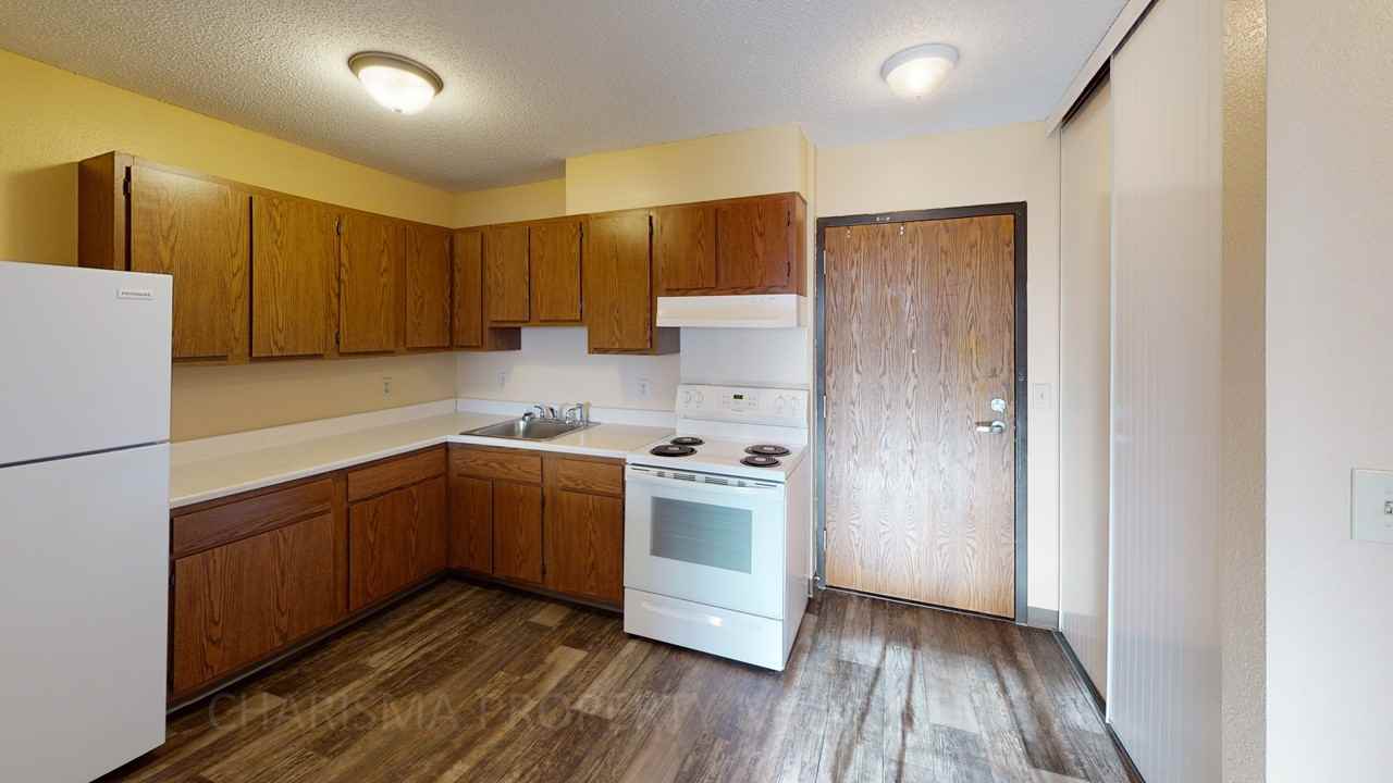 2511 E Irwin St #111A - Photo 4 of 13