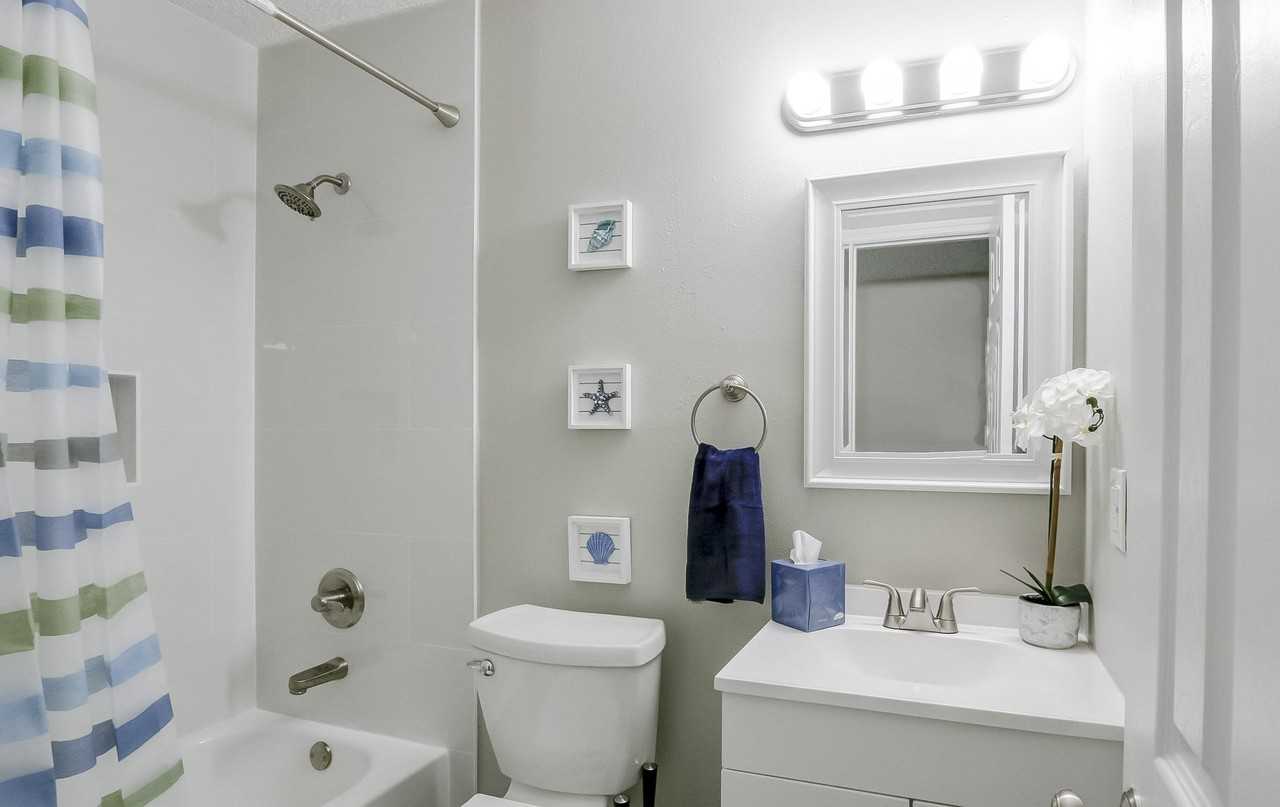 N 15th St - Photo 2 of 13