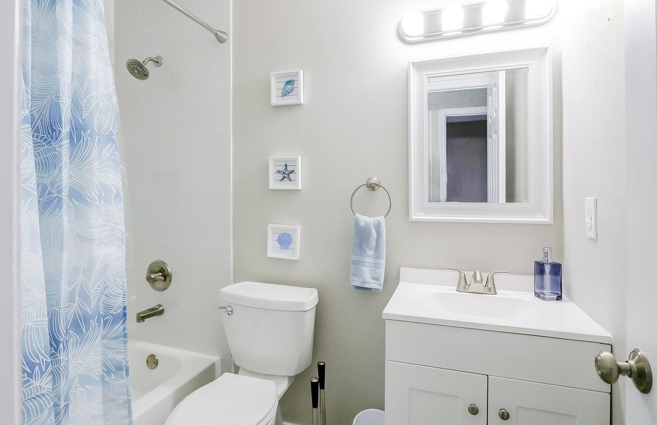 N 15th St - Photo 6 of 13