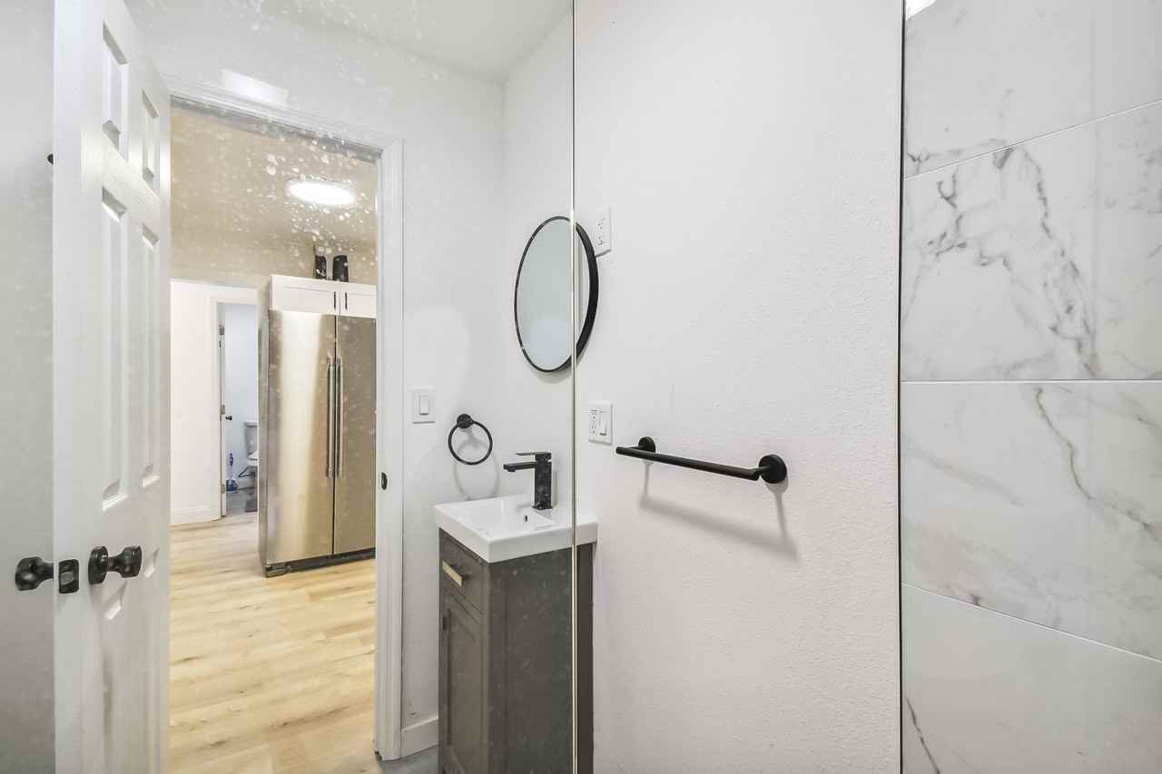 24th St N - Photo 4 of 11