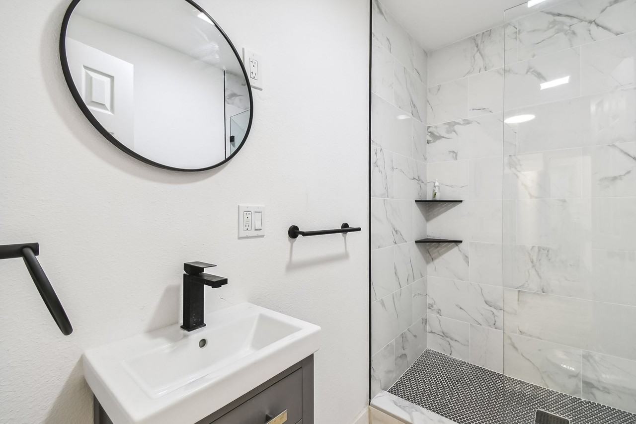 24th St N - Photo 7 of 11