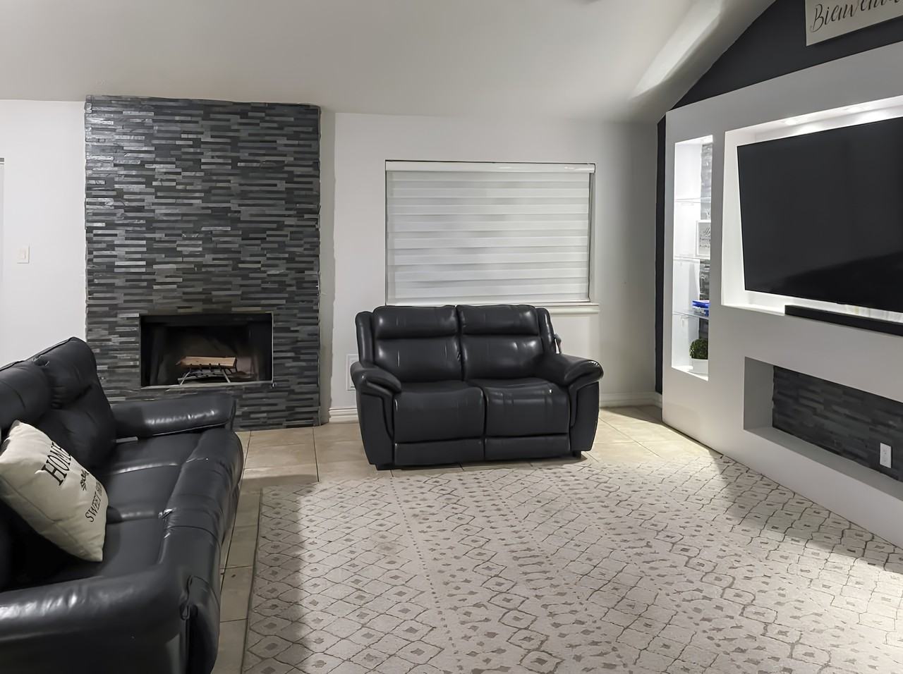 Taranto Ln - Photo 6 of 12