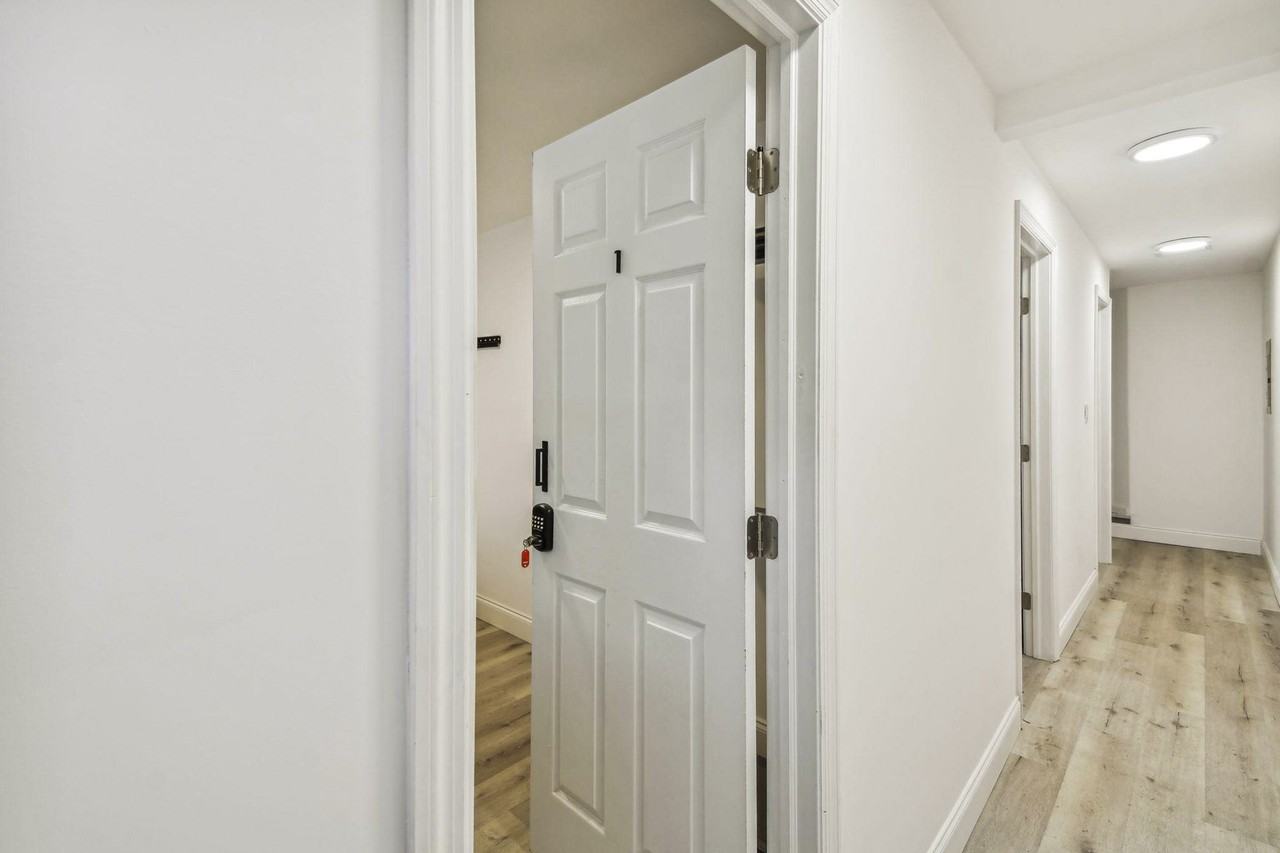 24th St N - Photo 4 of 16