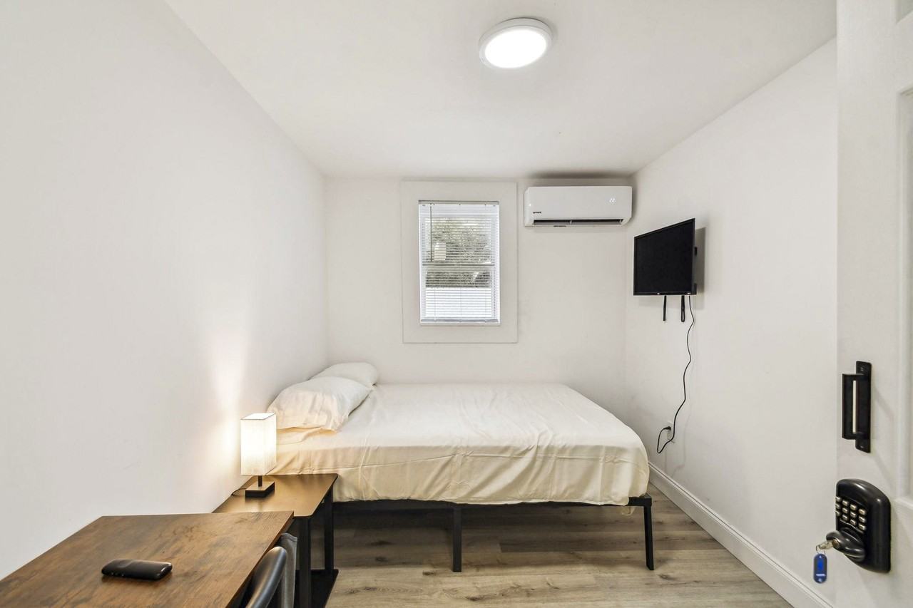 24th St N - Photo 5 of 16