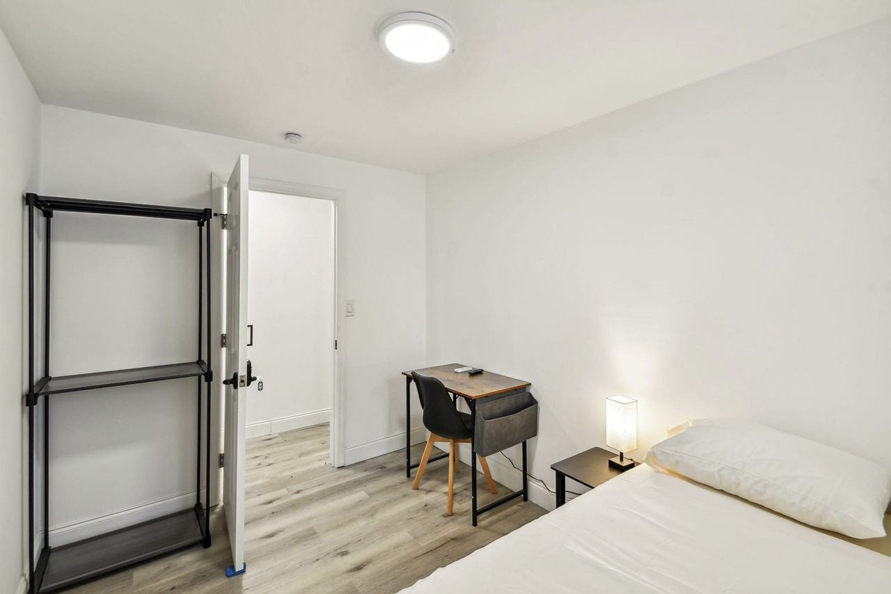 24th St N - Photo 7 of 16