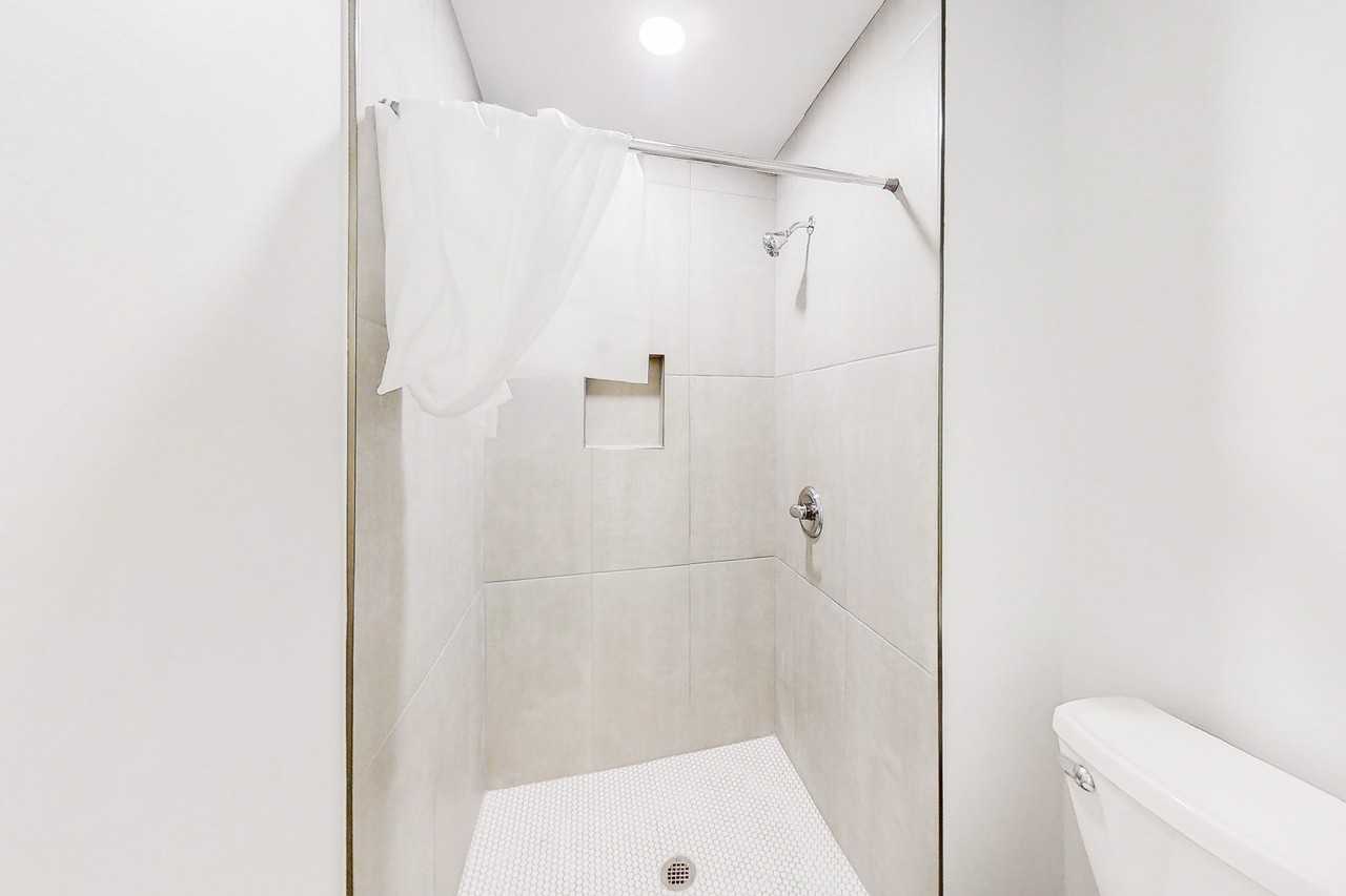 Jefferson Ave - Photo 7 of 9