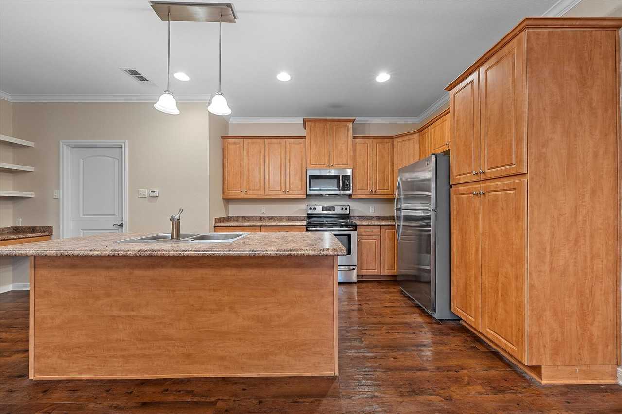 3743 Vista Cove Dr - Photo 6 of 16