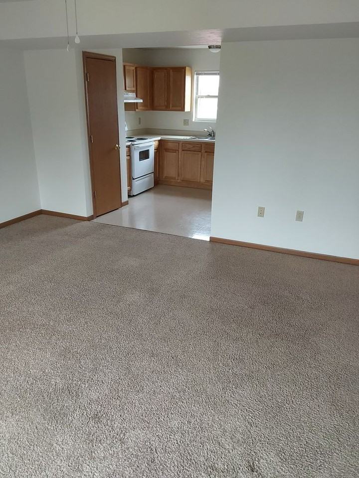 75 Cerise Ln Apt 102 - Photo 2 of 4