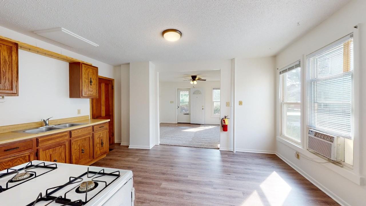 921 Duff Ave #3 - Photo 5 of 12