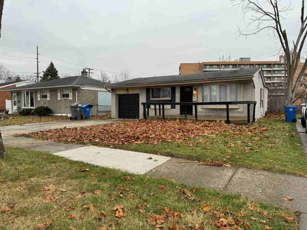 29636 Edward Dr - Photo 2 of 19