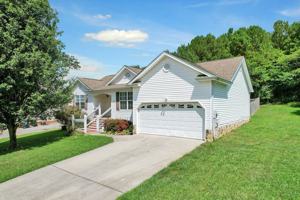 featured image of 111 Chestnut Oak Dr Sw