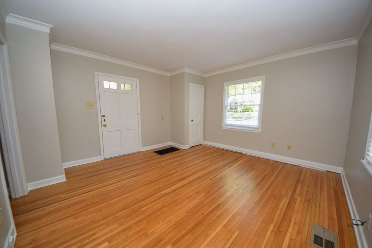 215 Marne St - Photo 3 of 17