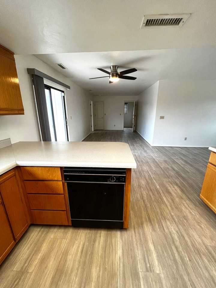 8121 E Barbara Rd - Photo 4 of 17