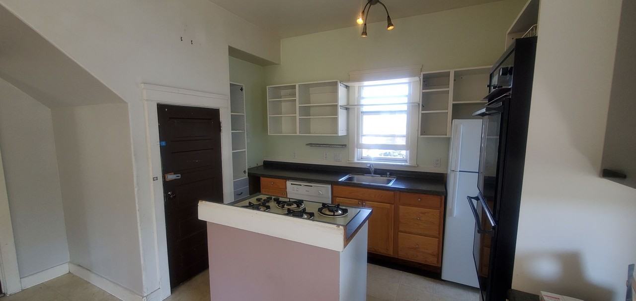 1506 Ellis St - Photo 4 of 20