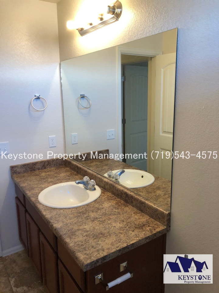 2022 Oneal Cir - Photo 7 of 25