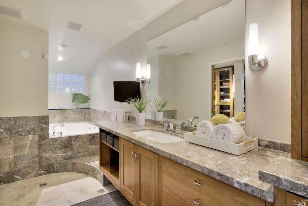 540 Sausalito Blvd - Photo 3 of 17