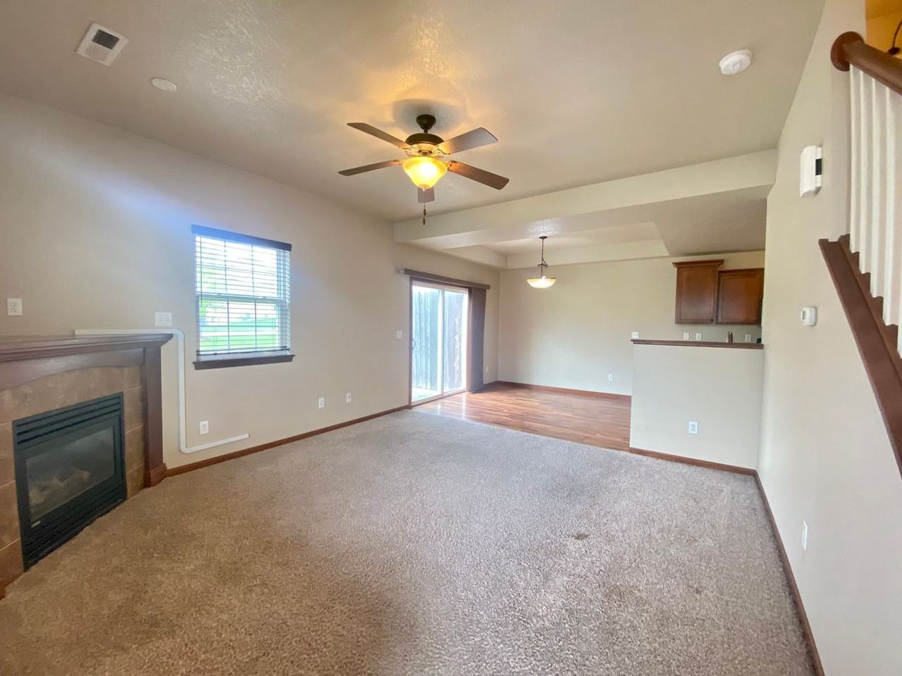 1599 Burr Dr - Photo 3 of 23