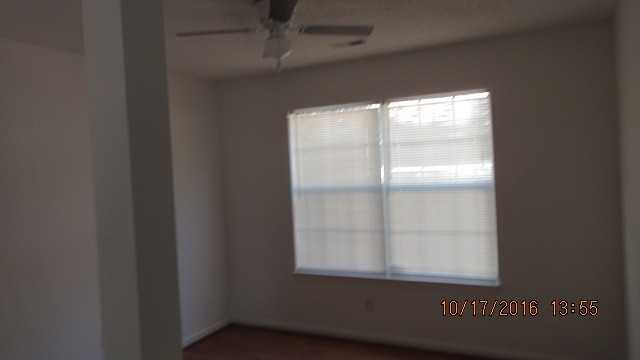 113 Amelia Ct - Photo 3 of 23