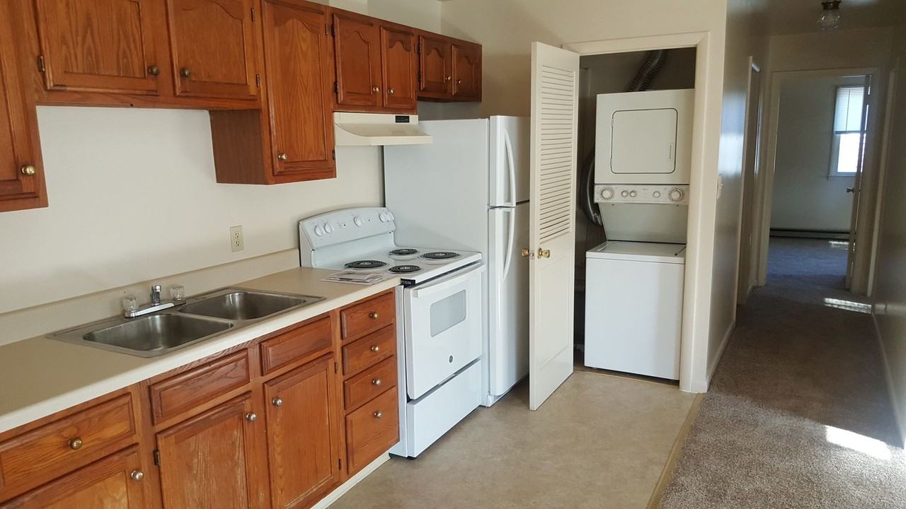 933 Pulaski Hwy - Photo 7 of 15