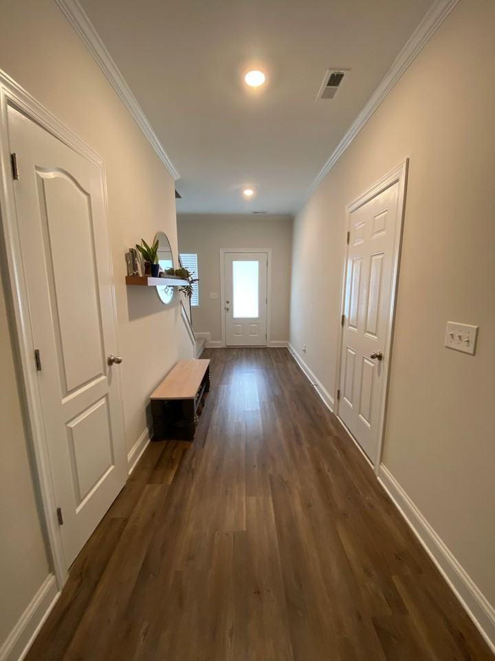 1127 Pecan Ridge Rd - Photo 2 of 10