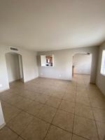 featured image of 925 S Longmore