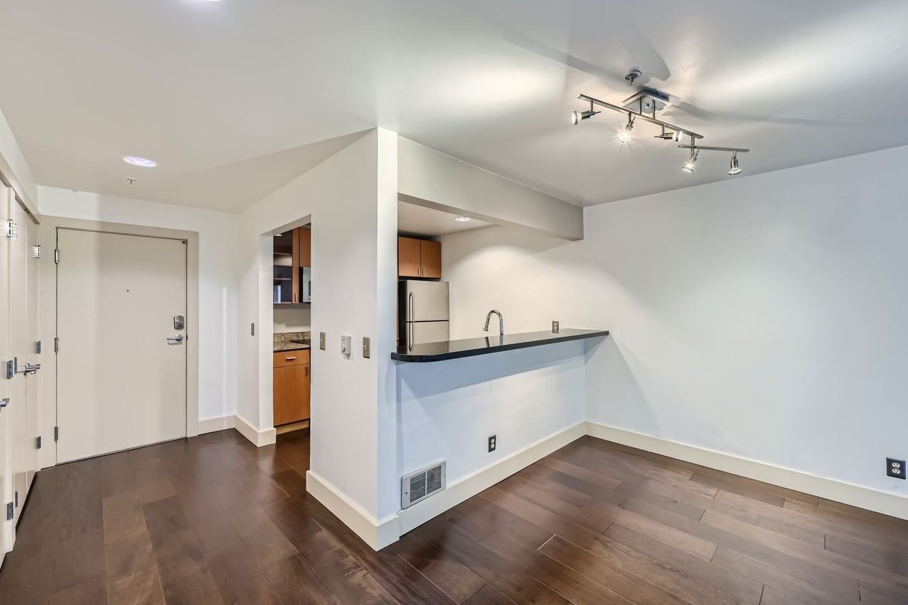 1711 E Olive Way #213 - Photo 7 of 20