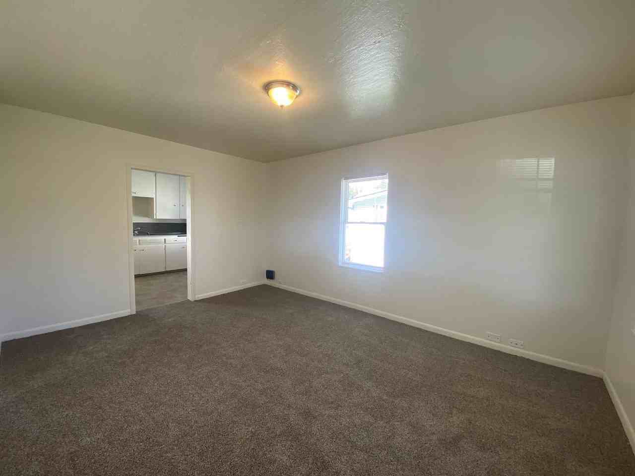 1053 8th Ave - Photo 3 of 12