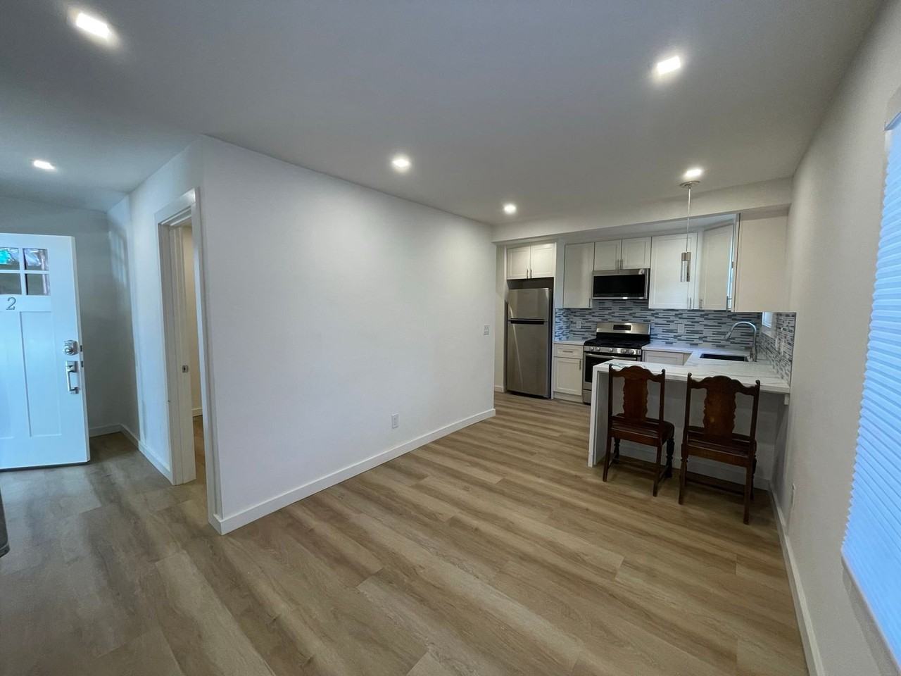 18845 Holly Drive - Photo 2 of 5