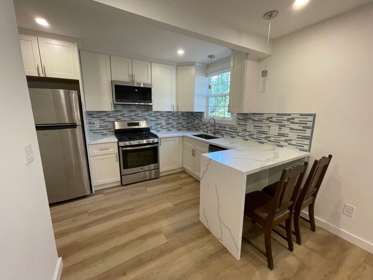 18845 Holly Drive - Photo 3 of 5