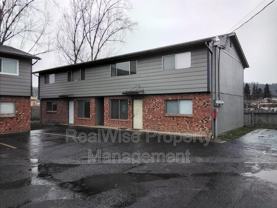 314 Nw Tumlin Ave - Photo 1 of 1