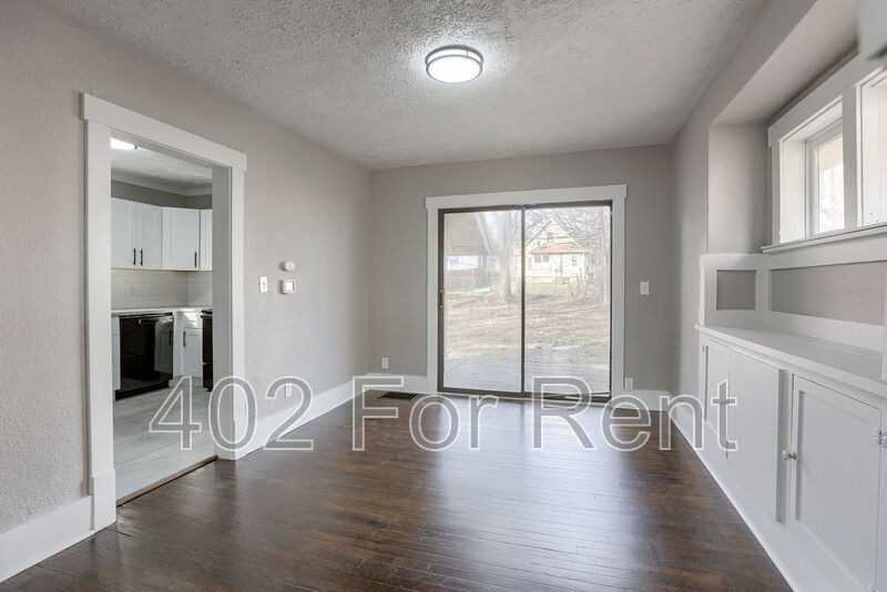 4922 N 35th St - Photo 6 of 25