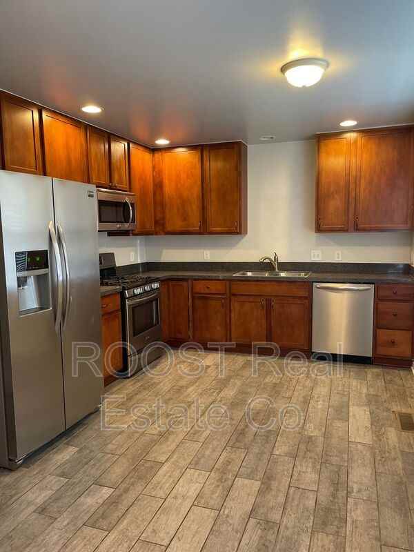 254 N.Street - Photo 4 of 20