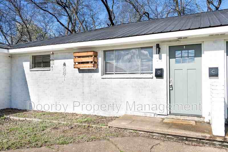 45 Scruggs St #D - Photo 2 of 15