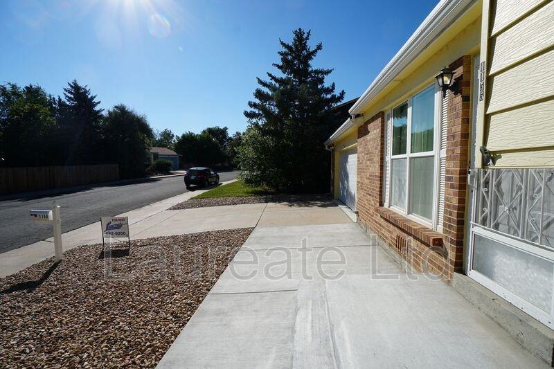 1155 Fern St - Photo 2 of 19