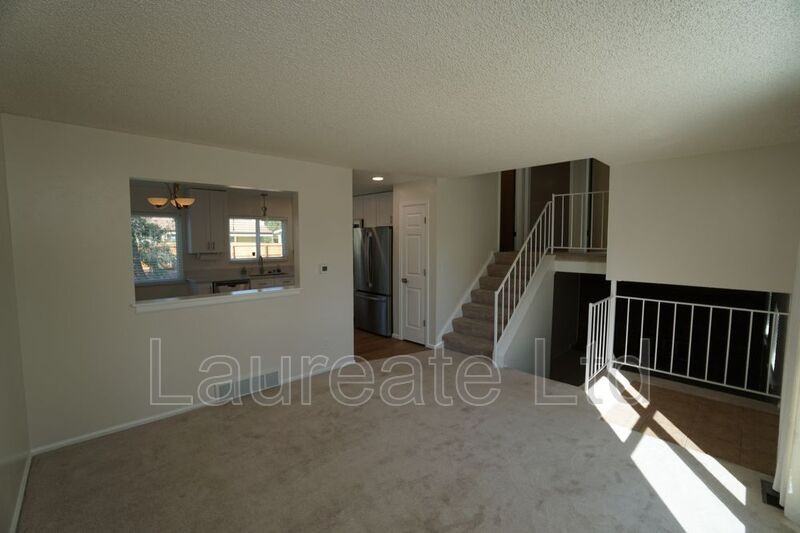 1155 Fern St - Photo 3 of 19