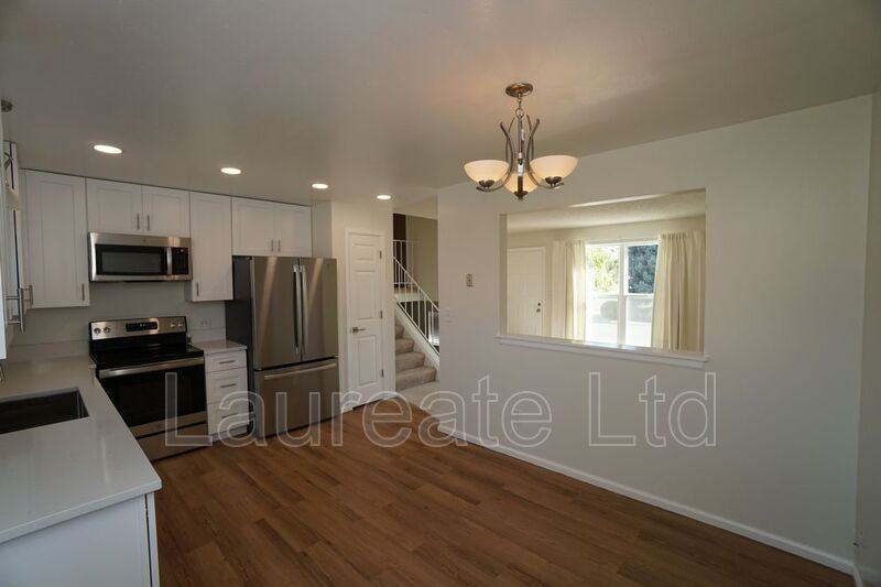 1155 Fern St - Photo 5 of 19