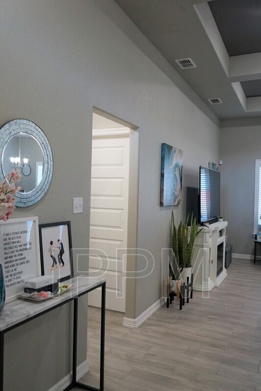 2234 S Christians Cir - Photo 3 of 26