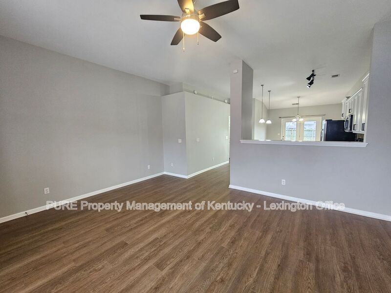 688 Estrella Dr - Photo 5 of 23