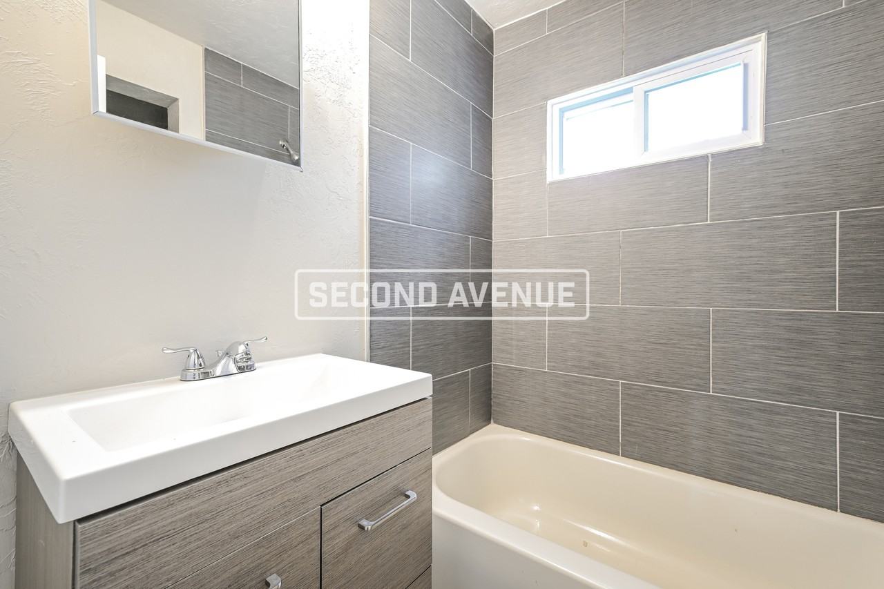 513 Kentucky Ave - Photo 7 of 18