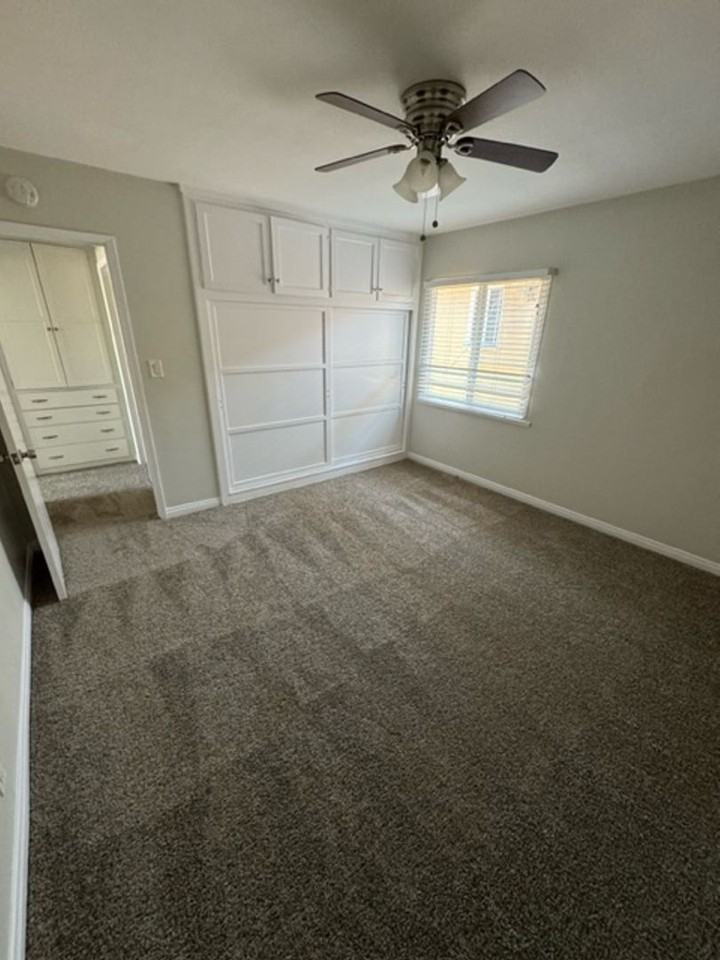 1517 E 3rd St #14 - Photo 4 of 4