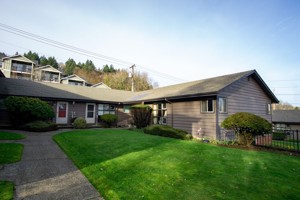 featured image of 3717 S Corbett Ave #16