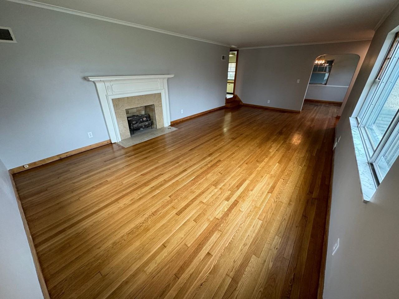 2770 Tremont Rd - Photo 5 of 50