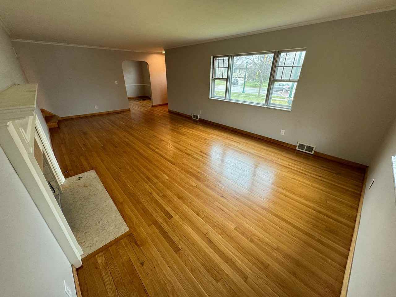 2770 Tremont Rd - Photo 6 of 50
