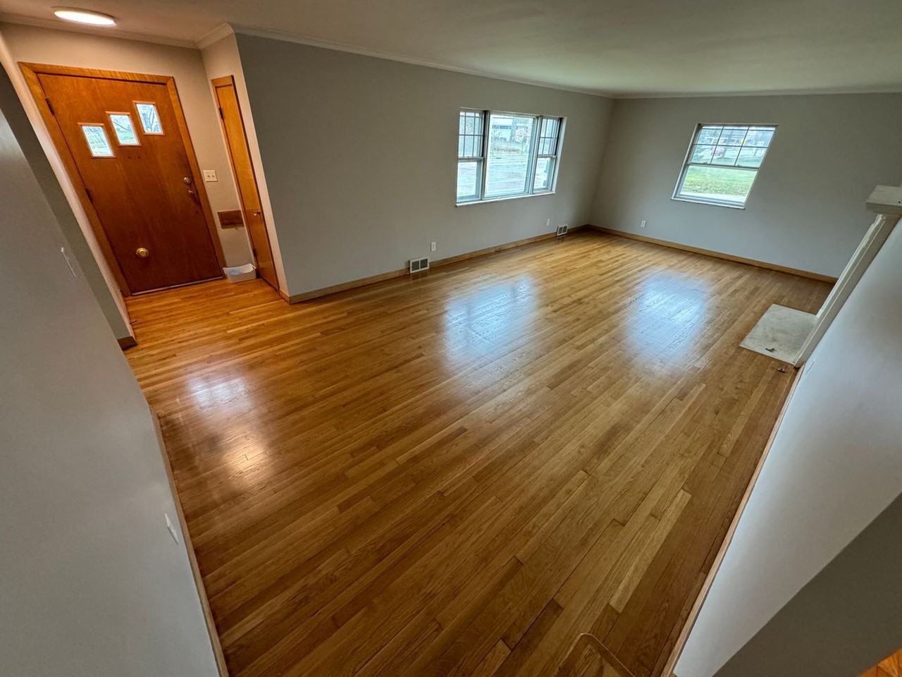 2770 Tremont Rd - Photo 7 of 50