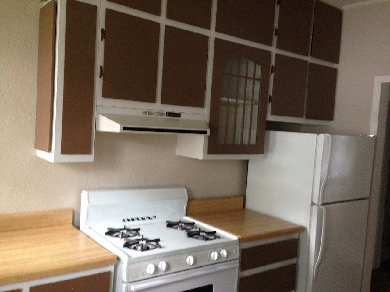 1130 Krug Park Place - Photo 3 of 9