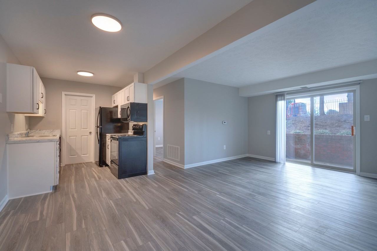 Pack Place - Photo 6 of 50