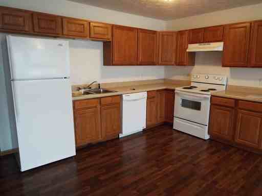 1700 Easy Street - Photo 3 of 8