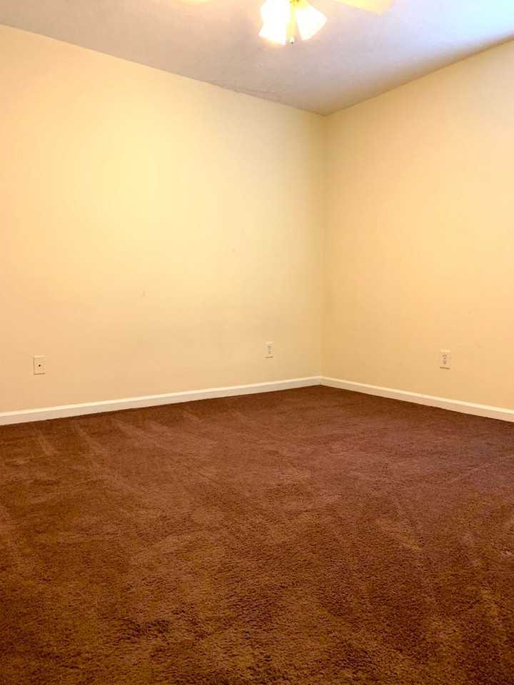 1951 Rockledge Court - Photo 5 of 7