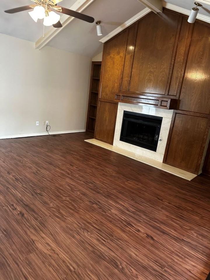 812 Richmond Rd - Photo 4 of 20